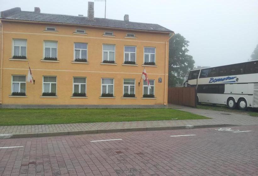 پانسیون Viesu Nams Dzirkaļi