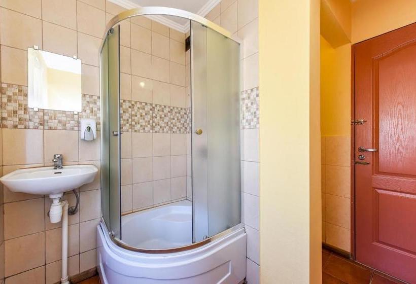 پانسیون Viesu Nams Dzirkaļi