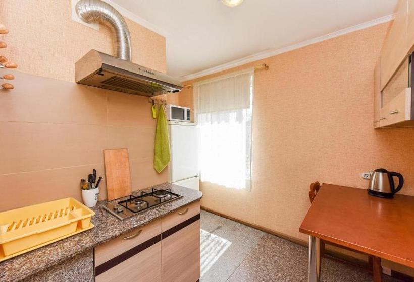 پانسیون Viesu Nams Dzirkaļi