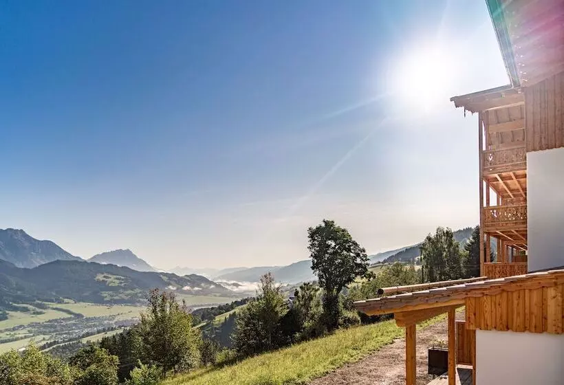 Skylodge Alpine Homes