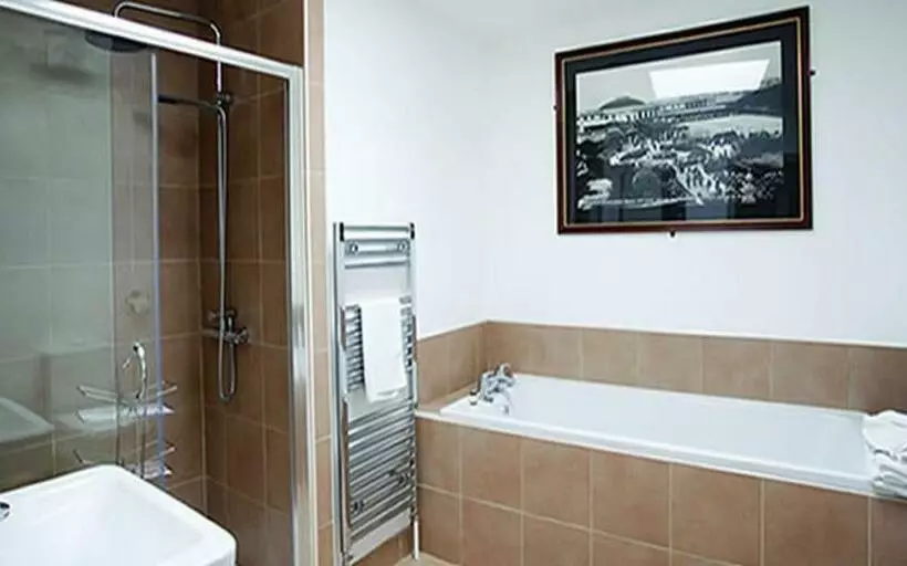 Victoria Mansions Hotel Apartments