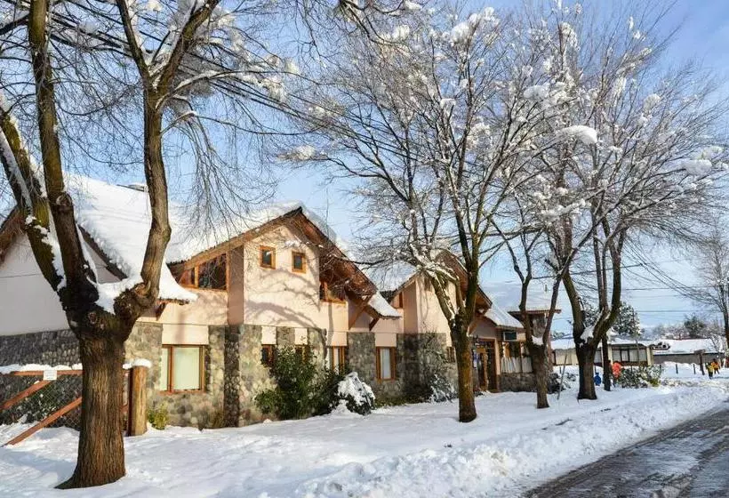 Retkeilymaja Y Cabañas Casa De Piedra