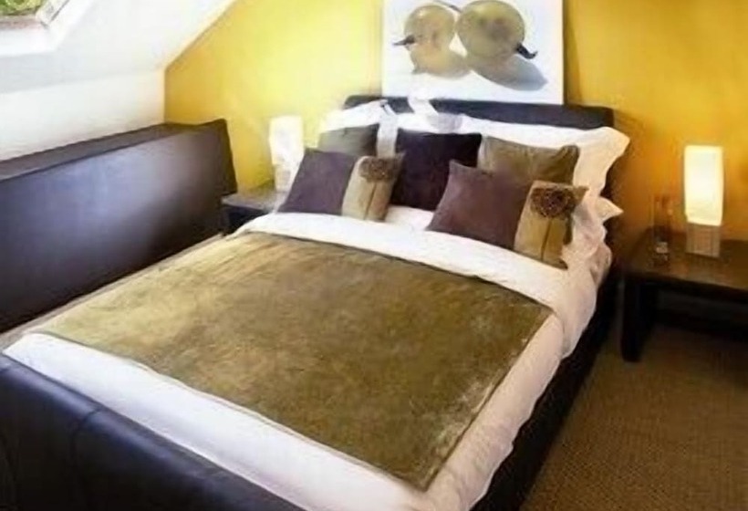 فندق صغير Royal Forester Country Inn