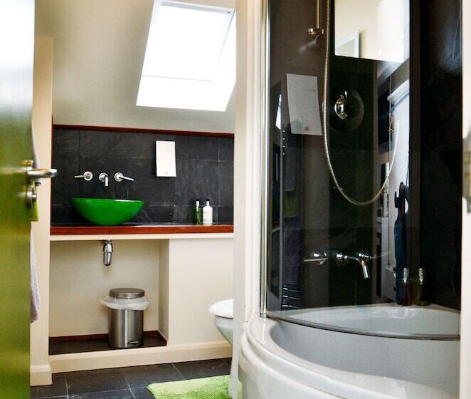 فندق صغير Royal Forester Country Inn