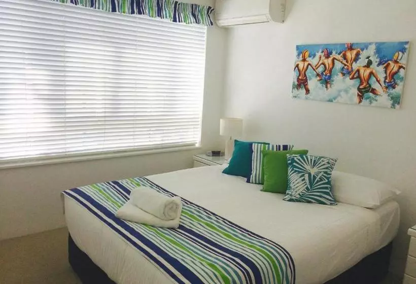 Coral Sea Apartments