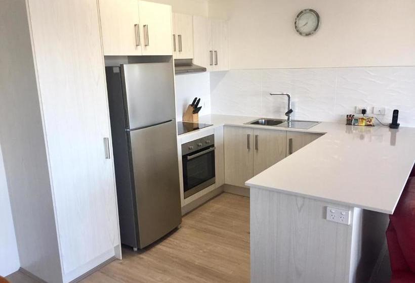 Coral Sea Apartments