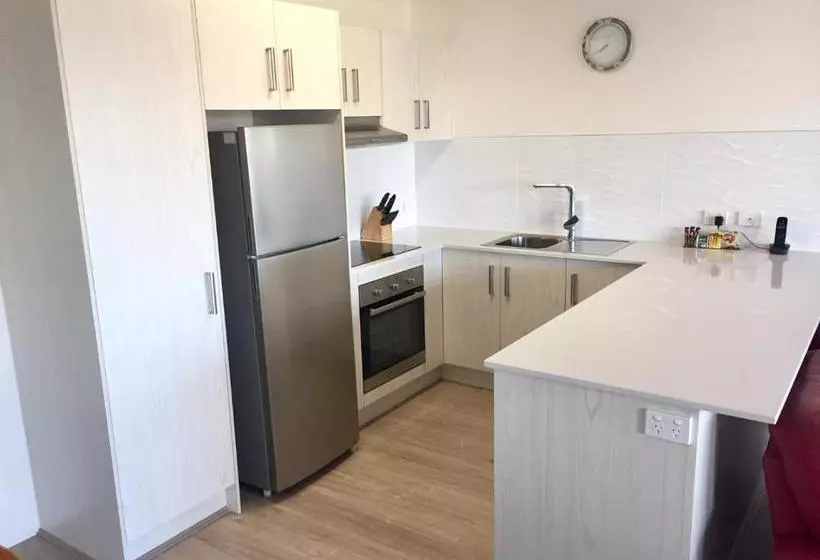 Coral Sea Apartments