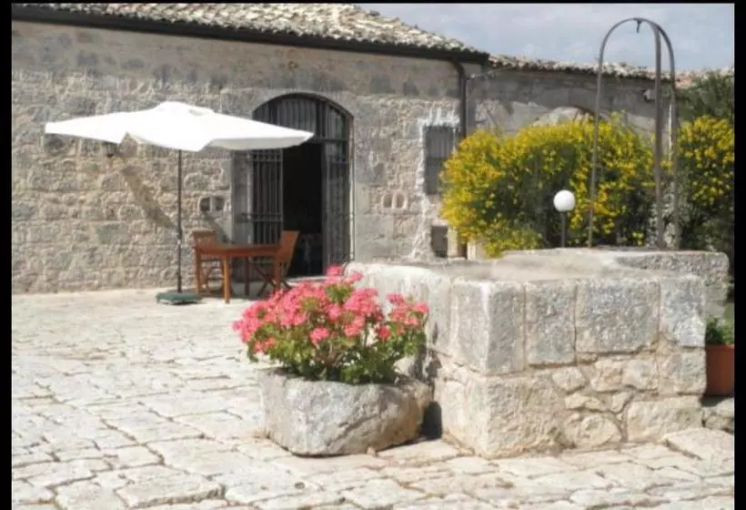 Masseria Sant'elia