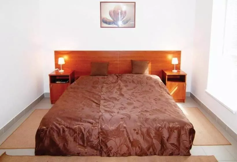 My Home Apartments