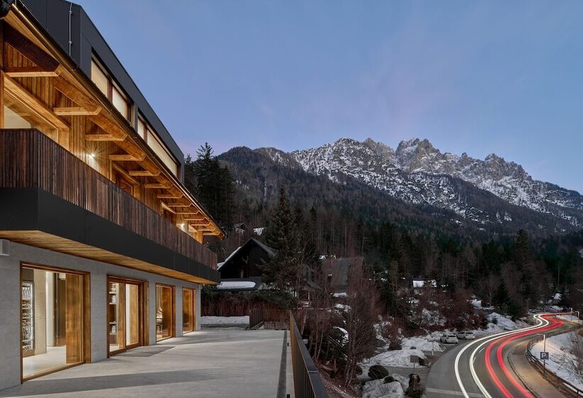 پانسیون Boutique Hotel And Restaurant Milka