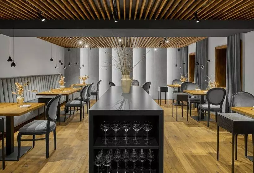 پانسیون Boutique Hotel And Restaurant Milka