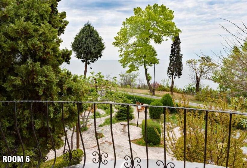 پانسیون Complex Maxim