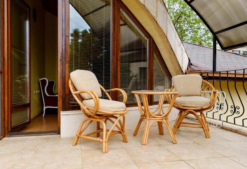 پانسیون Complex Maxim