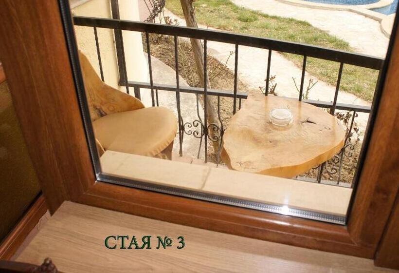 پانسیون Complex Maxim