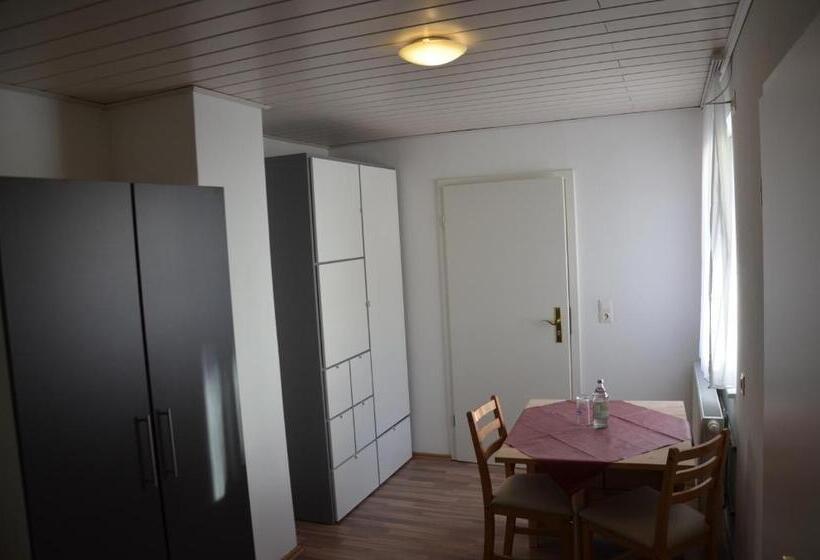 פנסיון Gasthaus Löwen