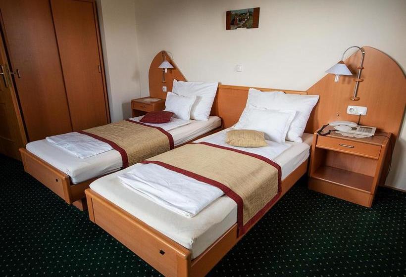 پانسیون Guesthouse Tulipan