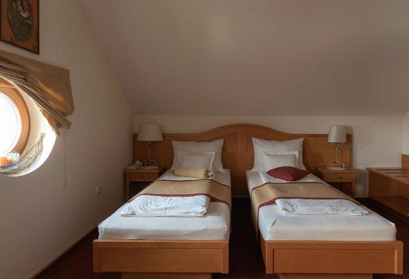 پانسیون Guesthouse Tulipan