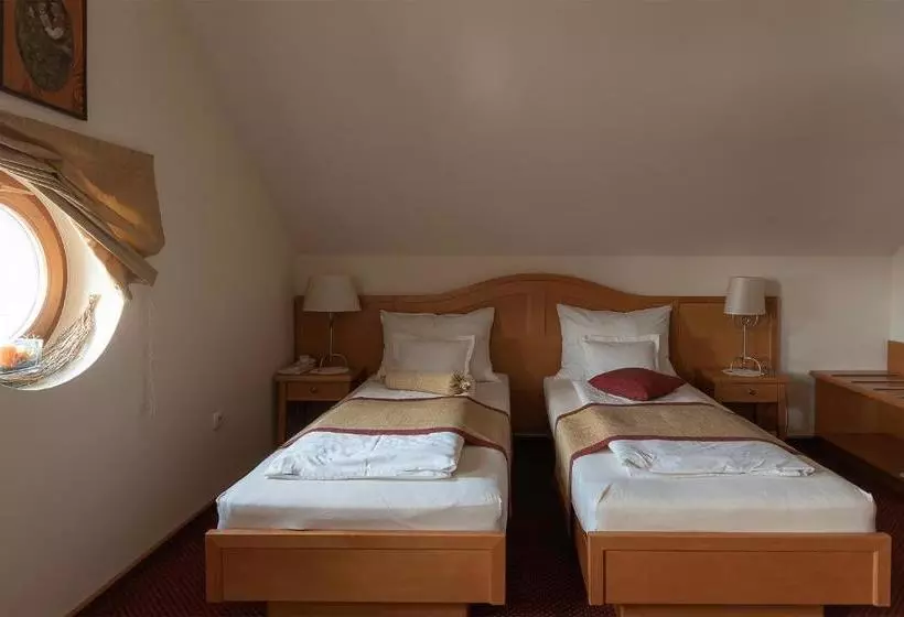 پانسیون Guesthouse Tulipan