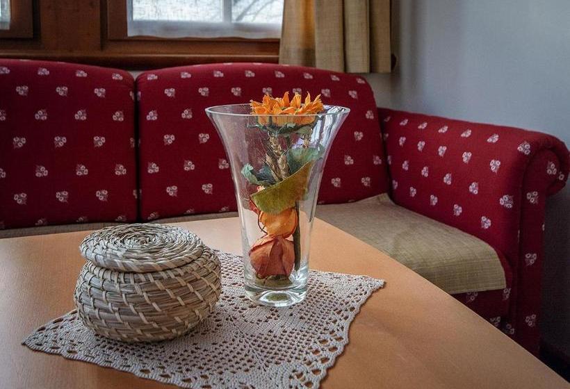 پانسیون Guesthouse Tulipan