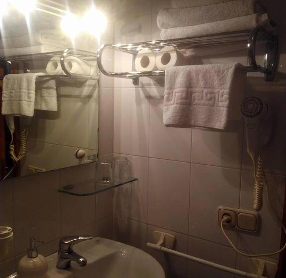 بنسيون Hostal Pumar