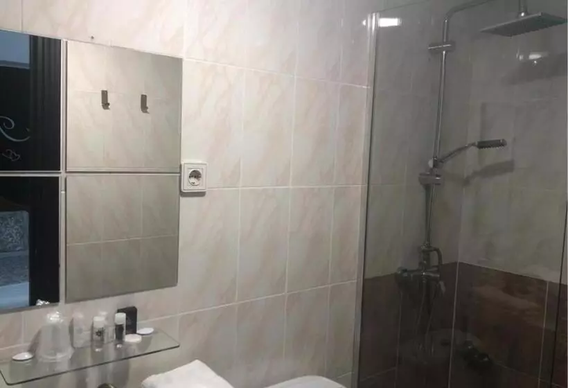 Majatalo Hostal Victoria