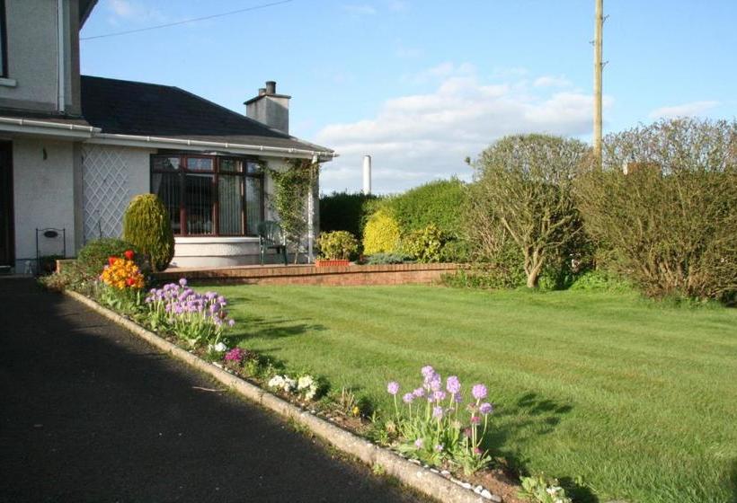 ペンション Ken Mar House Bed And Breakfast