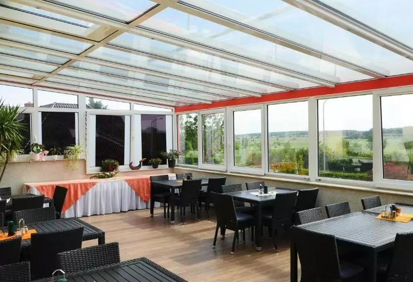 ペンション Landhaus Mecklenburg