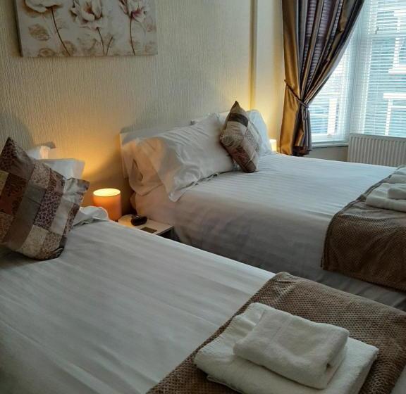 ペンション Lyndhurst