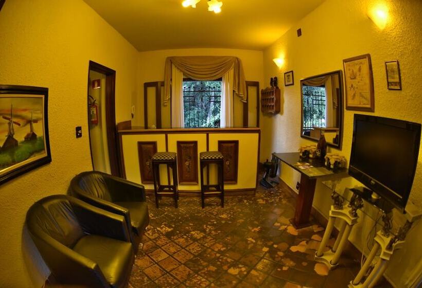 Pension (Hôtel basse catégorie) Pousada Estalagem De Brotas