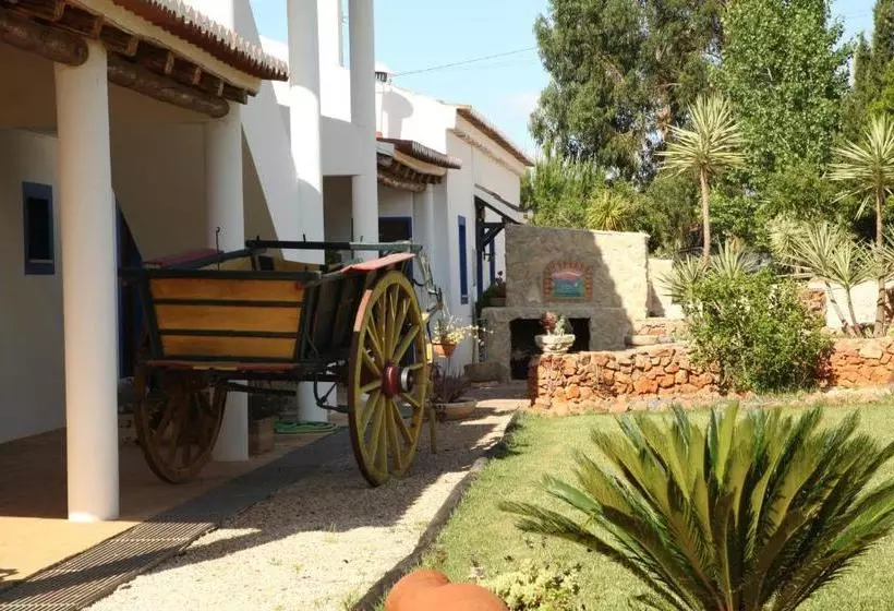 Pensão Quinta Do Rio Country Inn