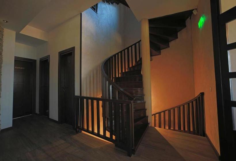 پانسیون Villa Od Alula