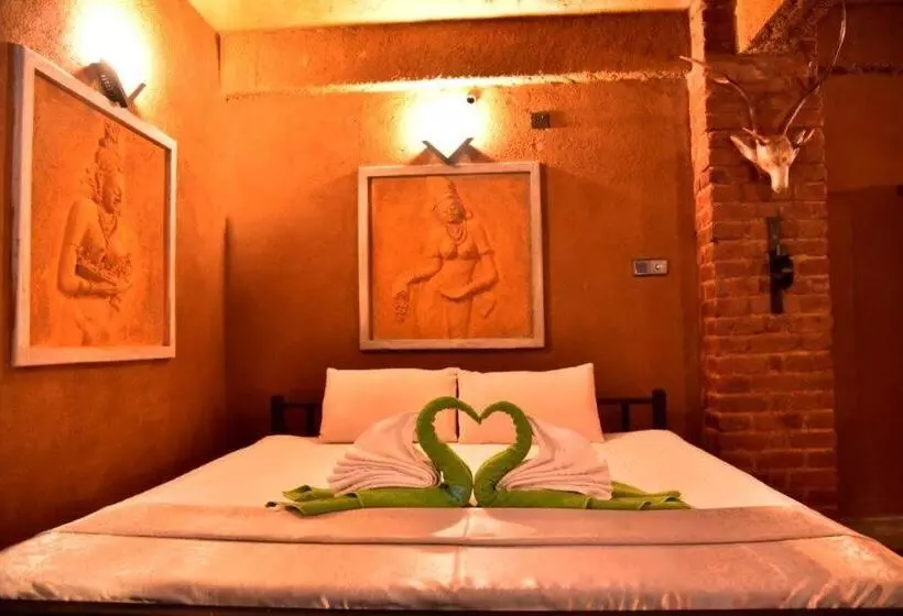 Akein Jungle Resort   Sigiriya