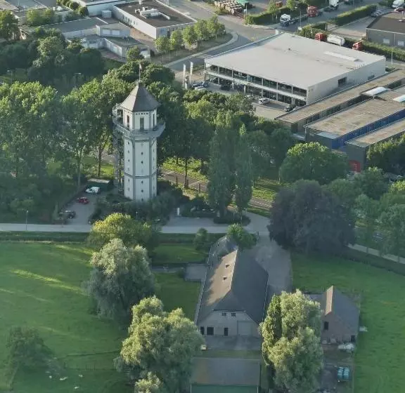 Retkeilymaja De Watertoren