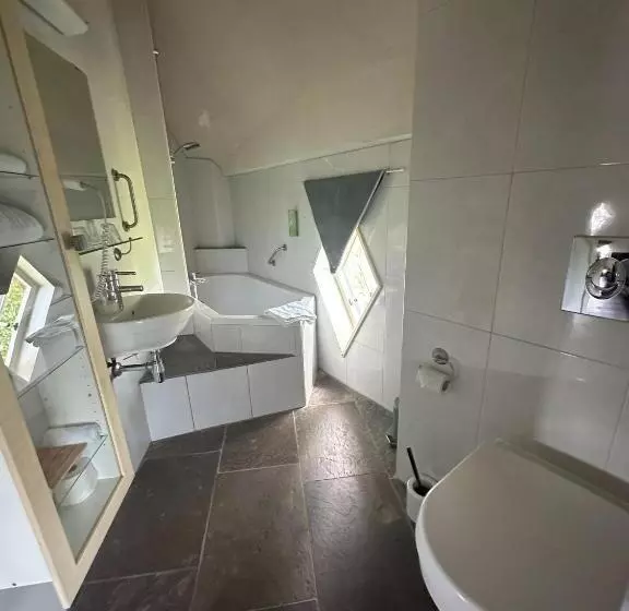 Retkeilymaja De Watertoren