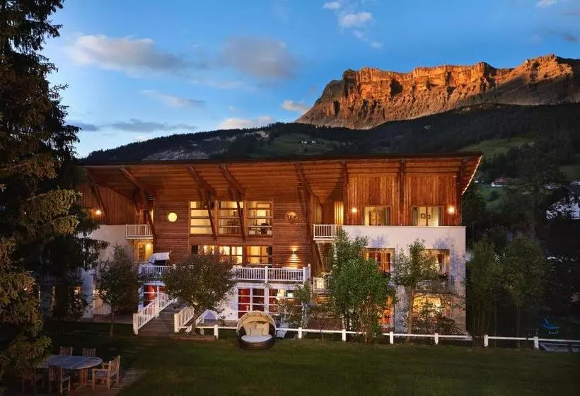 Appartamenti La Sajun & Les Viles