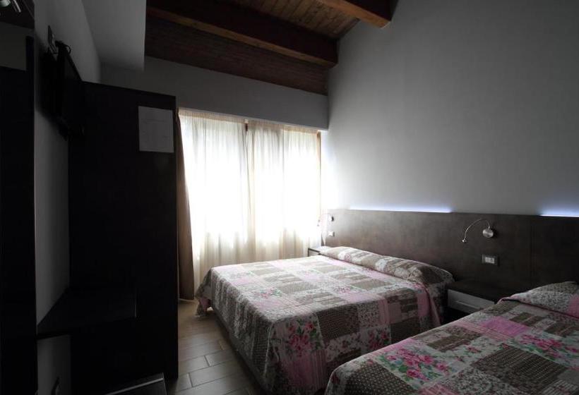 B & B La Pineta By La Capannina