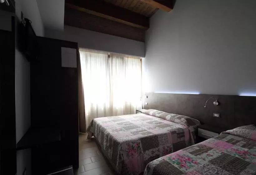 B & B La Pineta By La Capannina