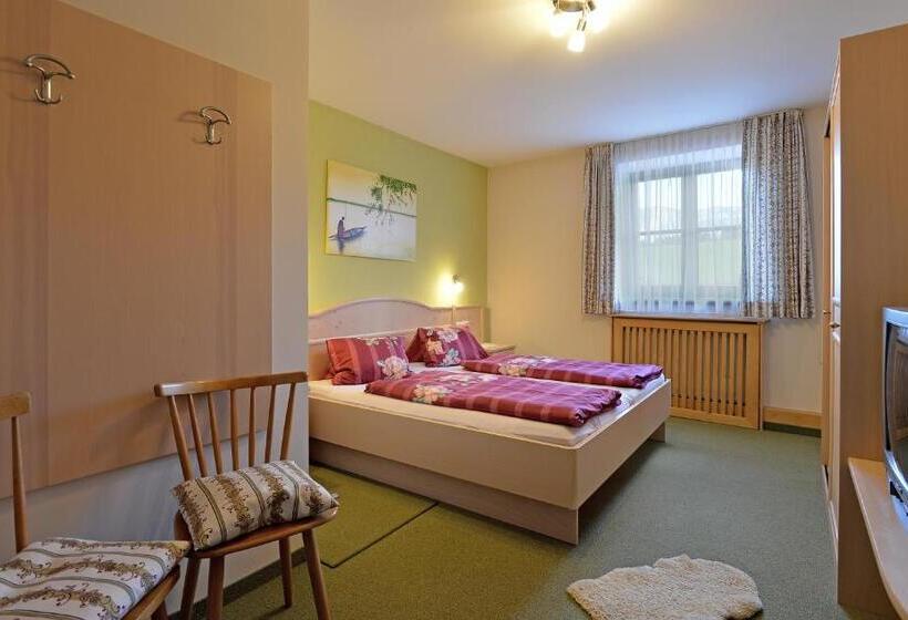 בית מלון כפרי Bio Angererhof