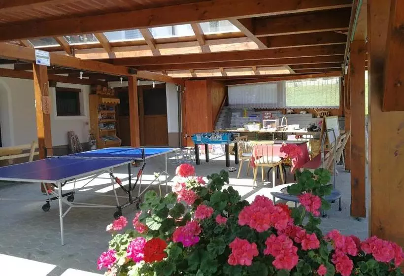 ホテル Ferienwohnungen Oranhof