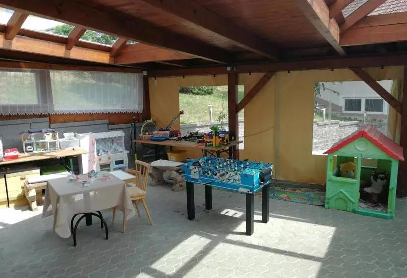 ホテル Ferienwohnungen Oranhof