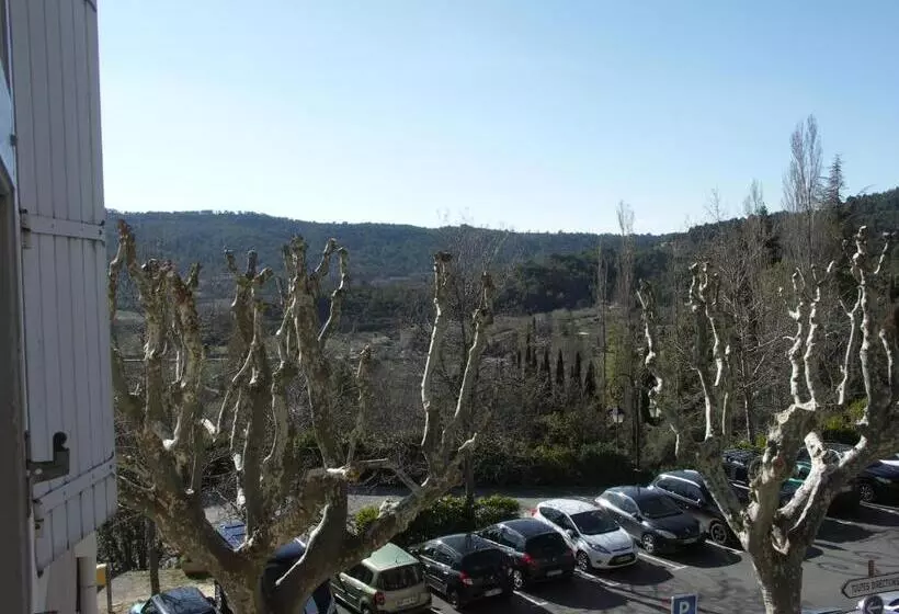 Hotelli Hôtel La Bonne Auberge