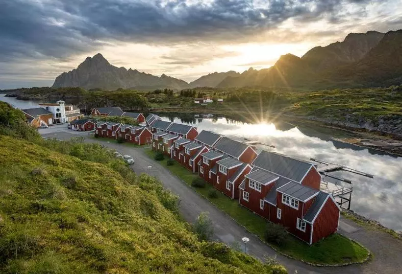 Nyvågar Rorbuhotell   By Classic Norway Hotels