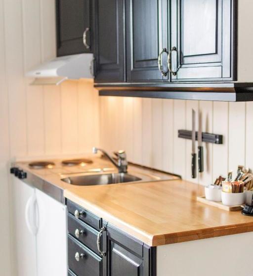 Nyvågar Rorbuhotell   By Classic Norway Hotels