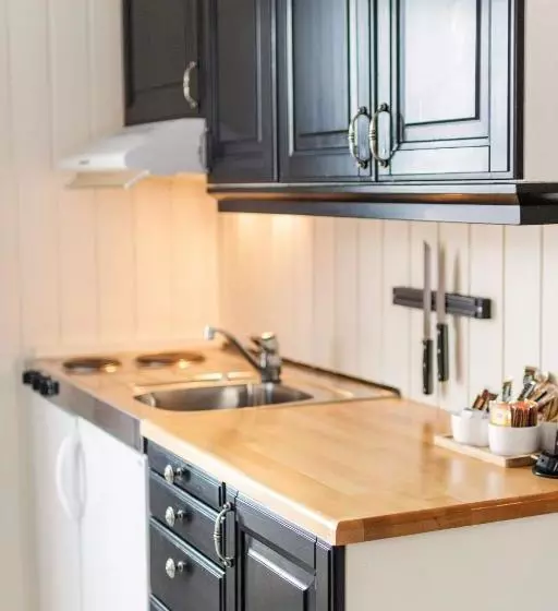 Nyvågar Rorbuhotell   By Classic Norway Hotels