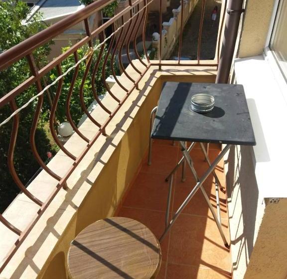 ペンション Guest House Yug