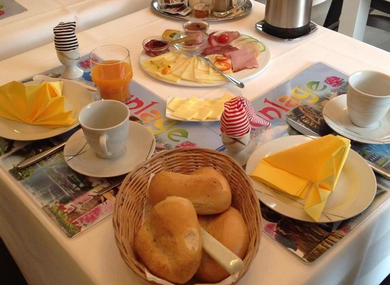 بنسيون Haus Daheim