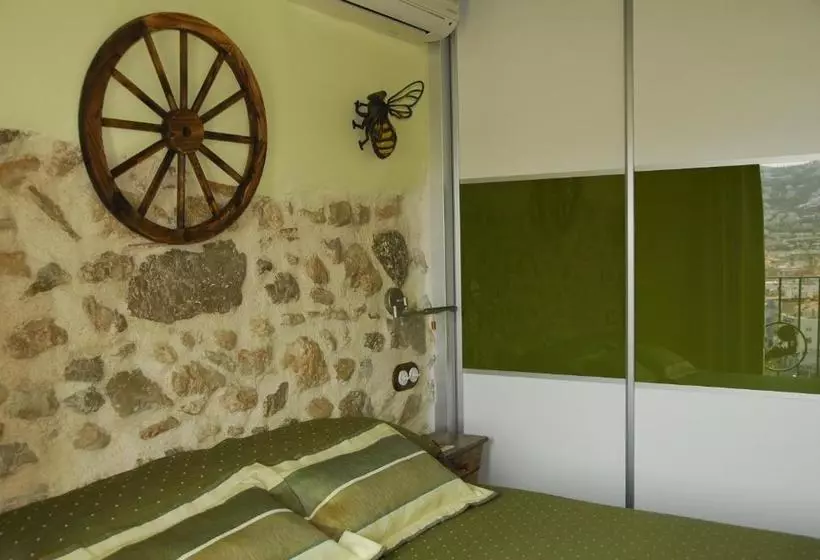 Majatalo Hostal La Garita