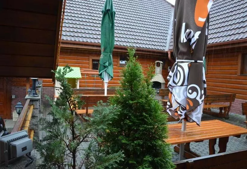 Majatalo Penzion ždiar