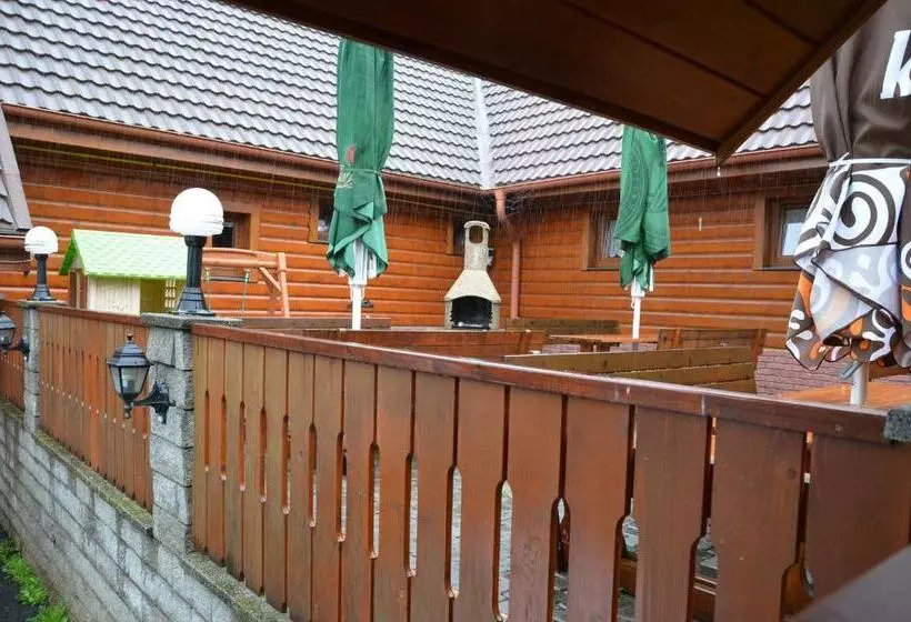 Majatalo Penzion ždiar