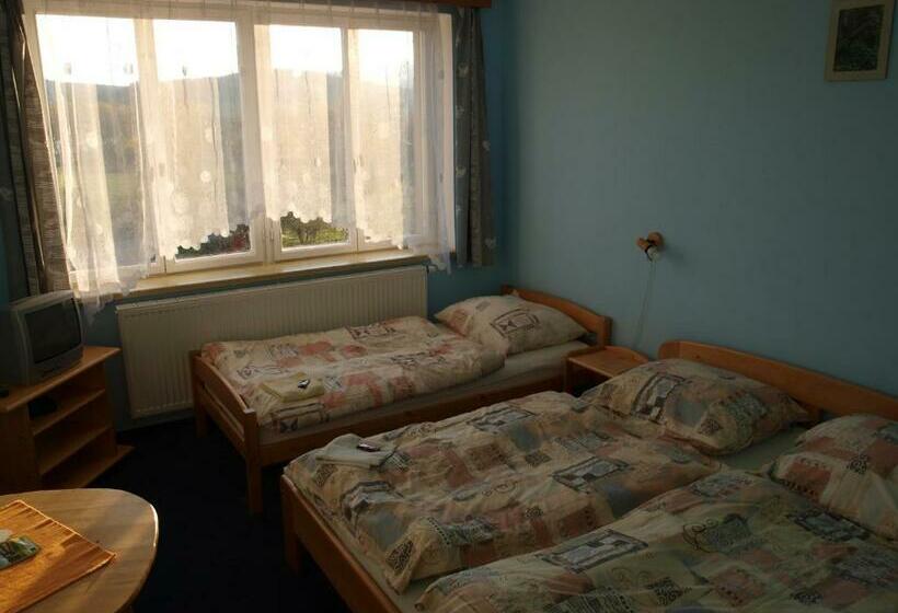 膳宿费 Penzion U Kukačků